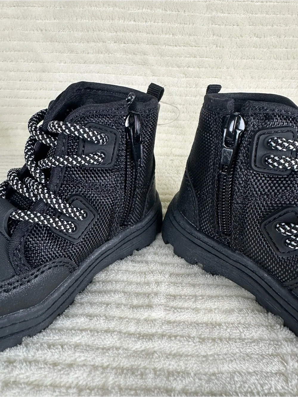 Carters Toddler Boys Black Burma Hiking Boots NWT Size Toddler 5